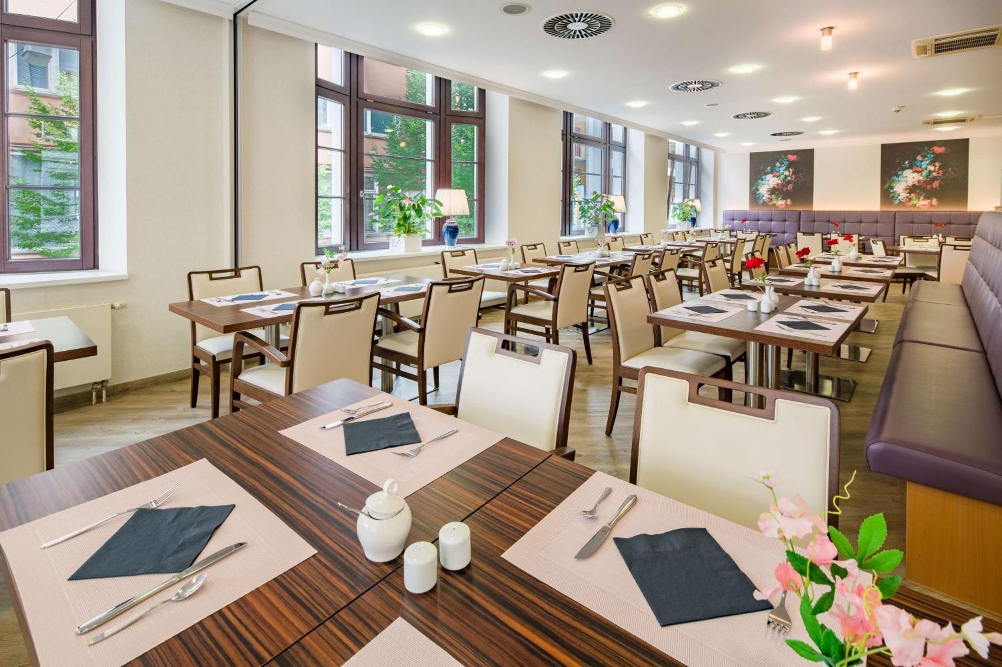 Best Western City Hotel บราวน์ชไวก์ ภายนอก รูปภาพ