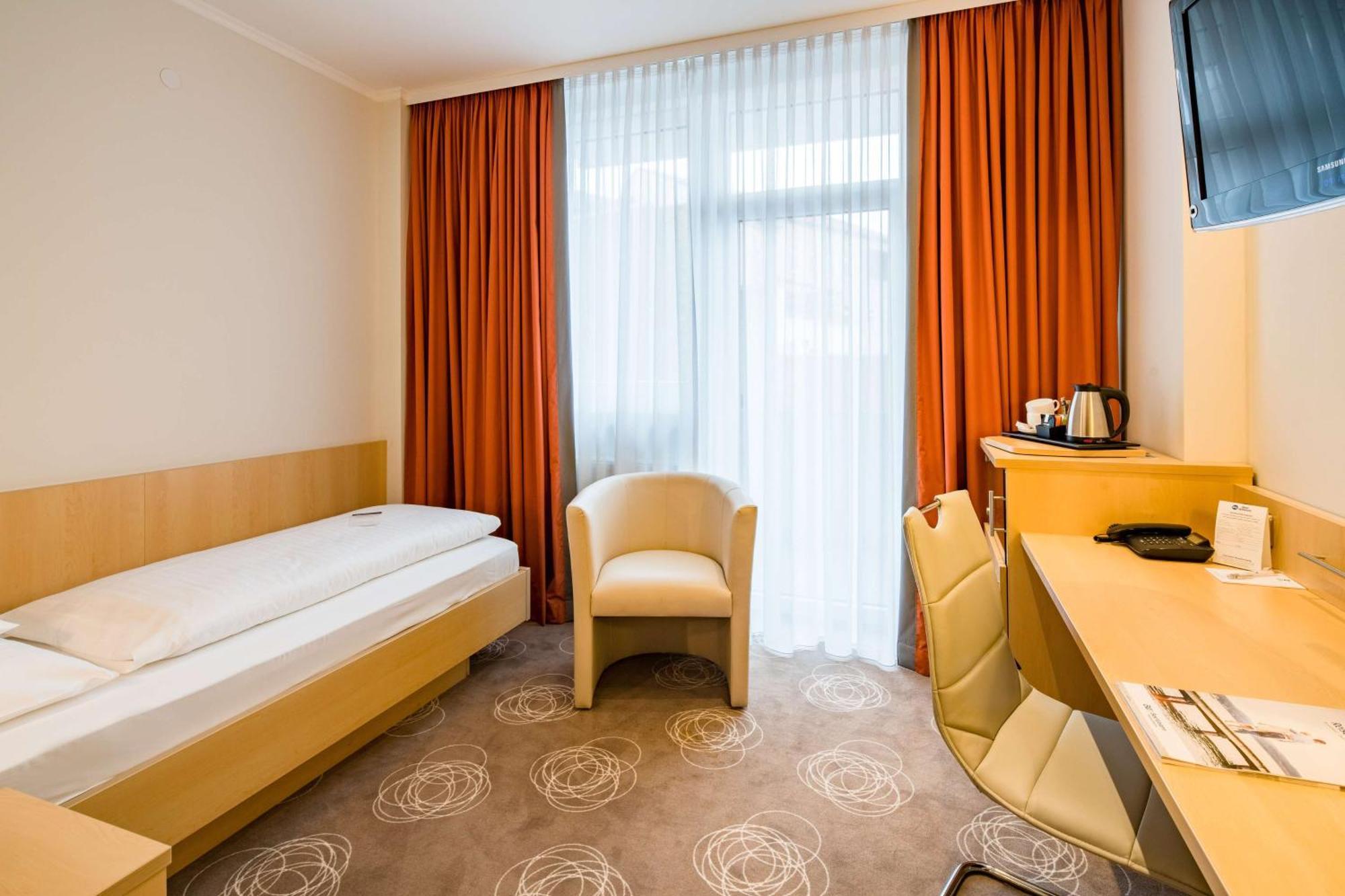 Best Western City Hotel บราวน์ชไวก์ ภายนอก รูปภาพ
